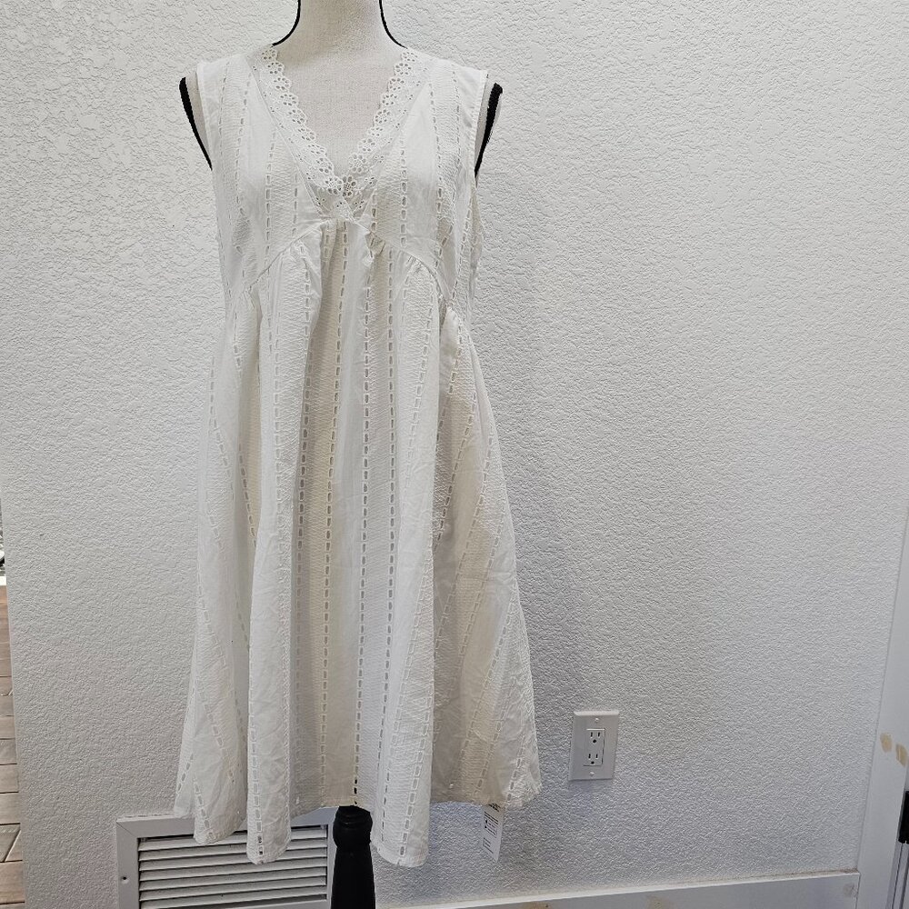 White V-Neck Dress - NWT - Pretty Details